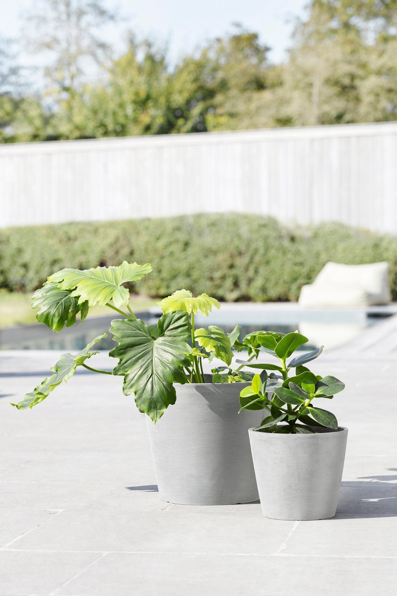 Kukkaruukku - Ecopots - Amsterdam 20cm valkoharmaa - Ecopots - Uuden aikakauden kukkaruukku kierrätysmateriaalista