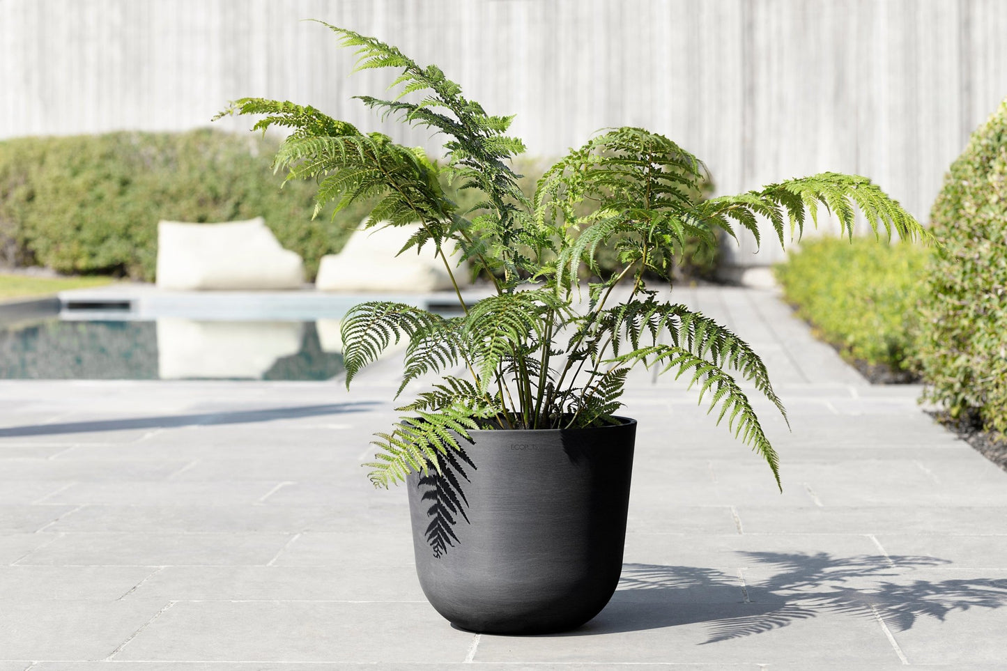 Kukkaruukku - Ecopots - Oslo 35cm tummanharmaa - Ecopots - Uuden aikakauden kukkaruukku kierrätysmateriaalista