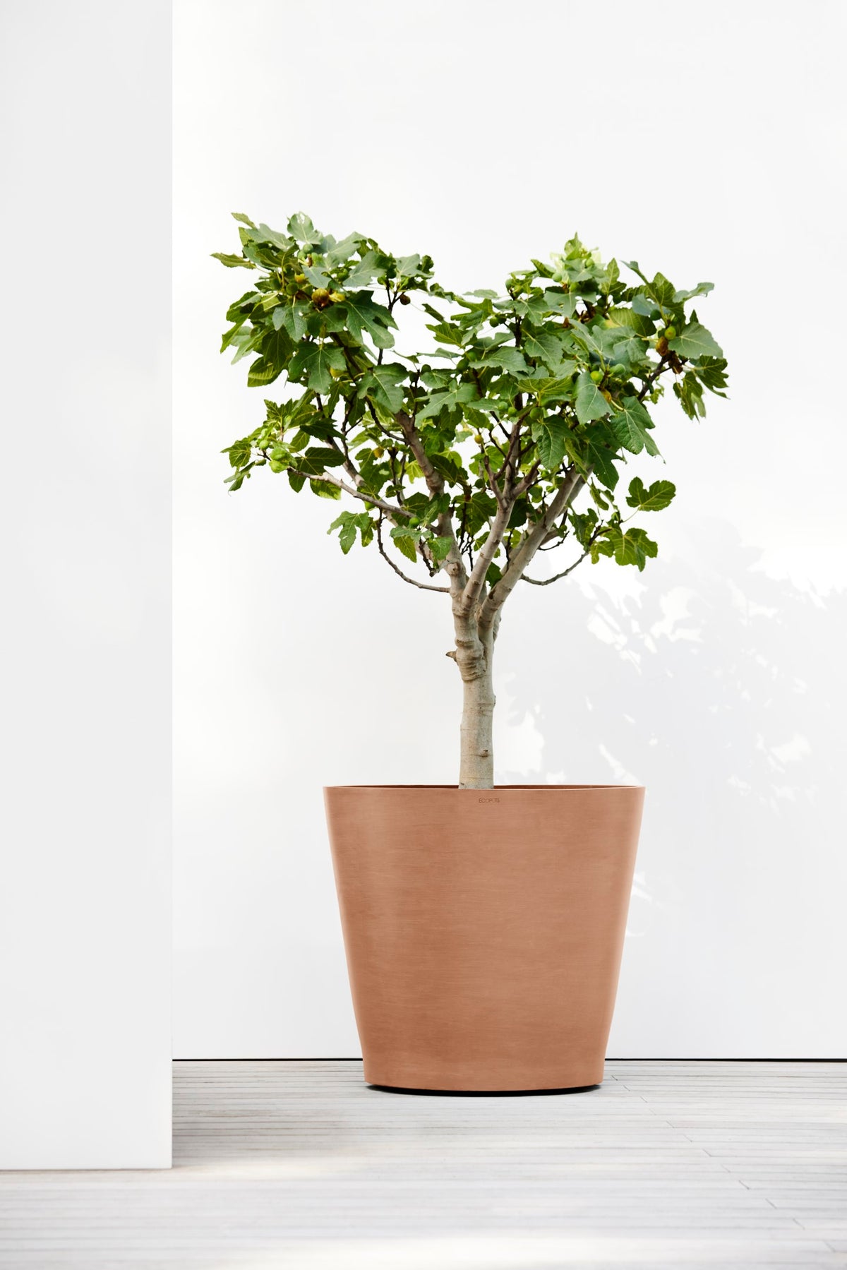 Kukkaruukku Amsterdam pyörillä 80cm terracotta – tunnelmakuva