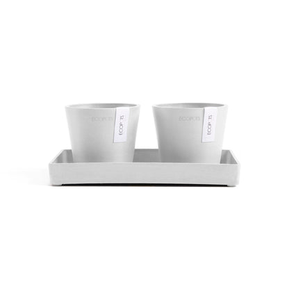 Kukkaruukku - Ecopots - Kukkaruukku Amsterdam 10,5cm 2kpl & esillepanotarjotin 25cm valkoinen - Ecopots - Uuden aikakauden kukkaruukku kierrätysmateriaalista